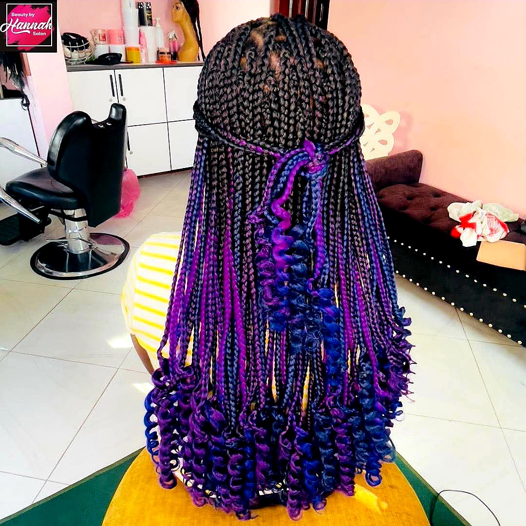 Natural hair style